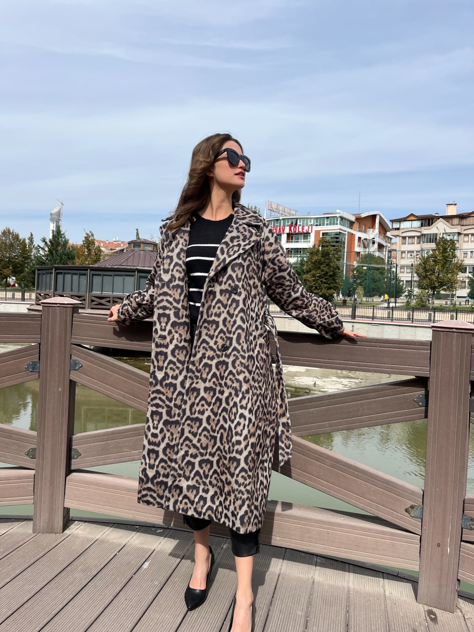 Leopar Premium Kuşaklı Kaban