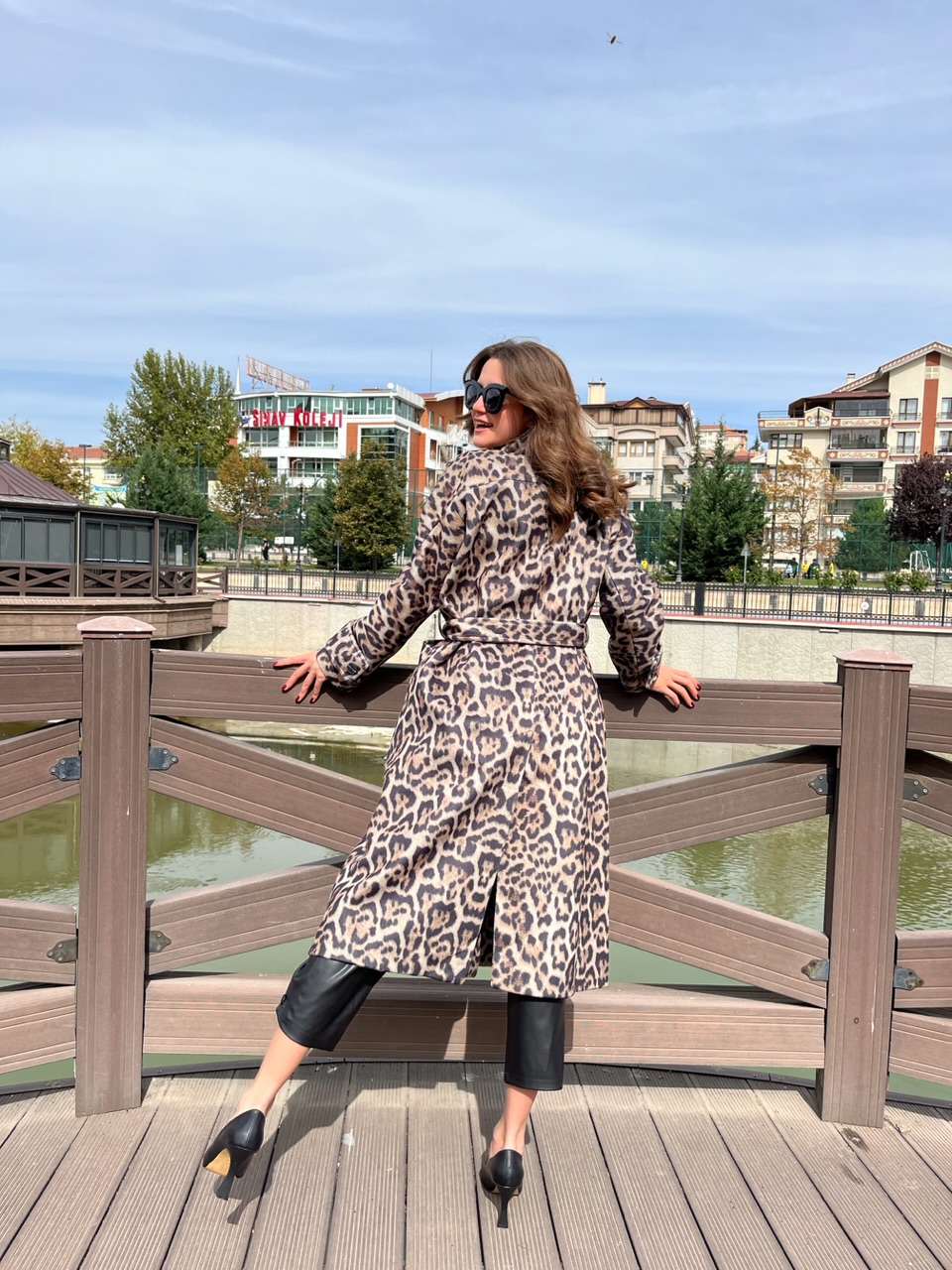Leopar Premium Kuşaklı Kaban