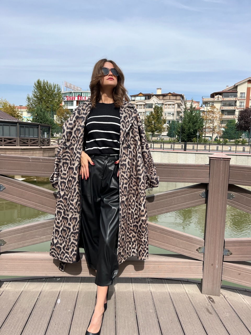 Leopar Premium Kuşaklı Kaban