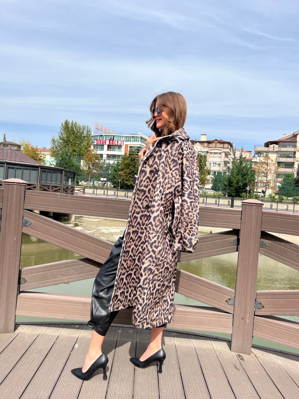 Leopar Premium Kuşaklı Kaban