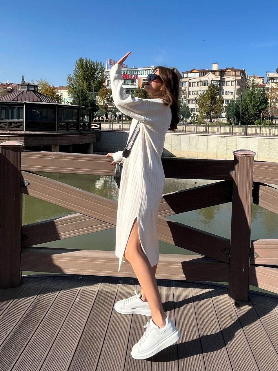 Polo Yaka Ekru Triko Elbise