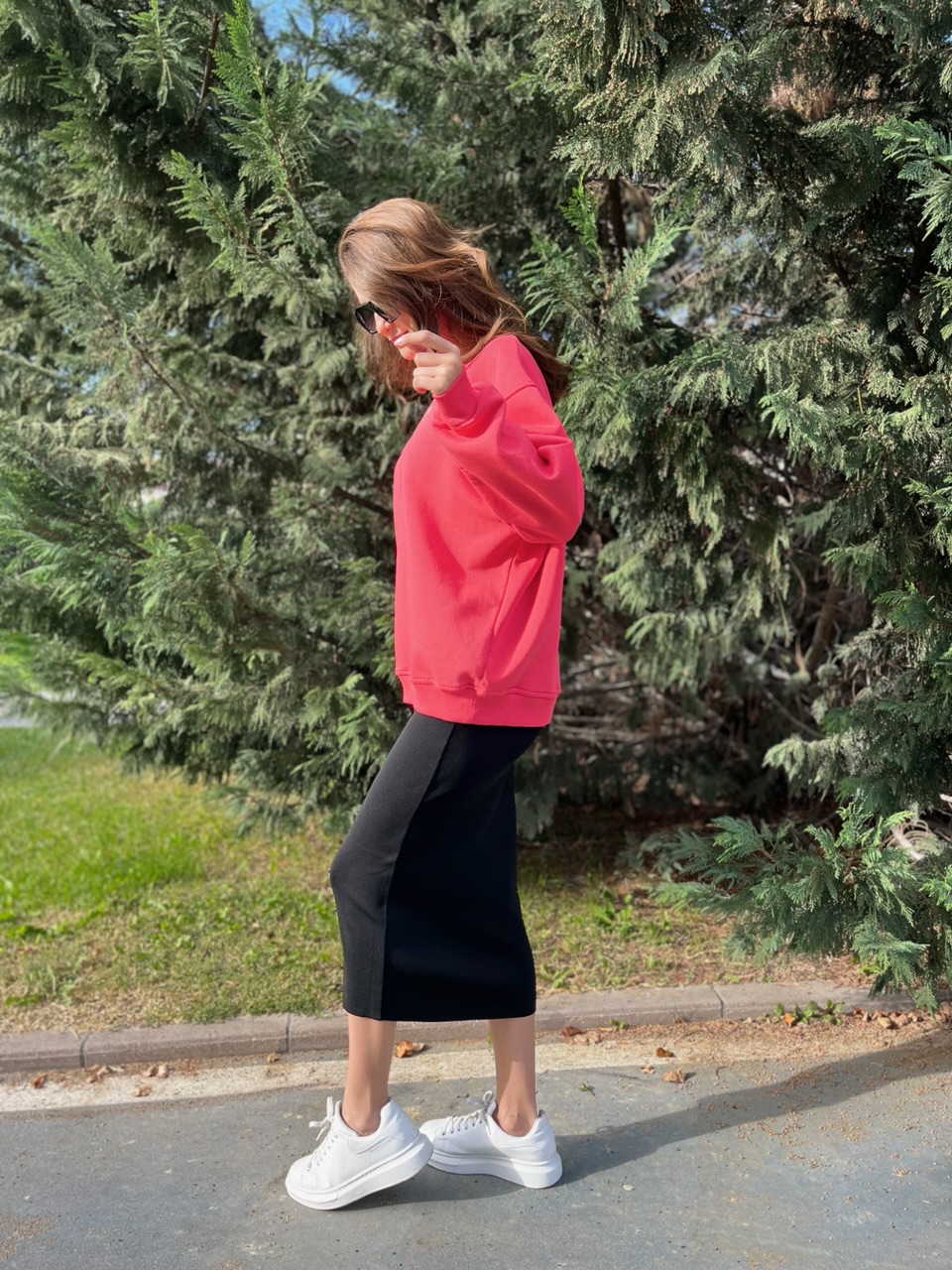 Bisiklet Yaka Nar Çicegi Sweatshirt