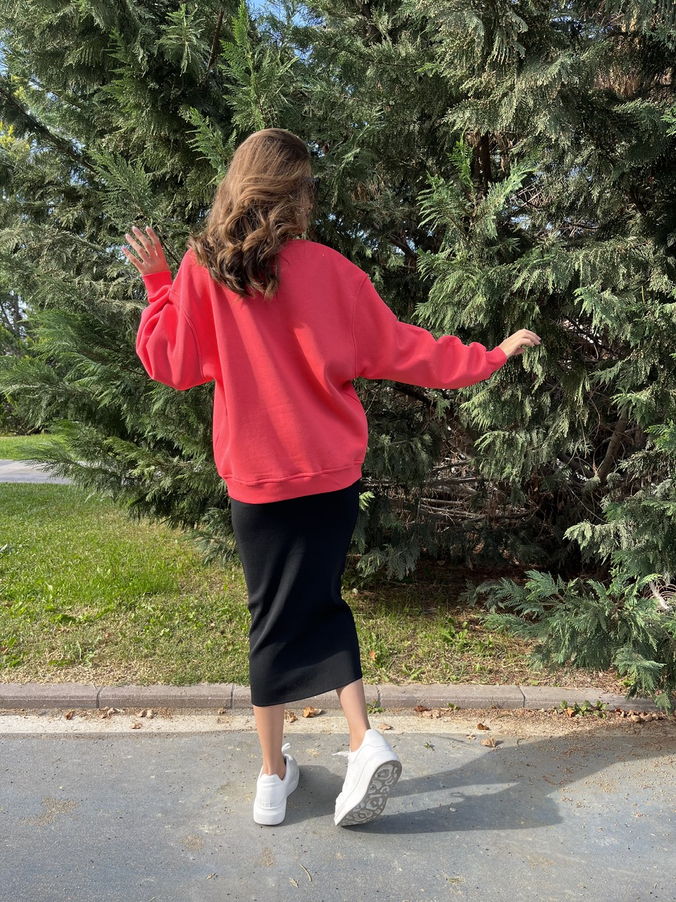 Bisiklet Yaka Nar Çicegi Sweatshirt