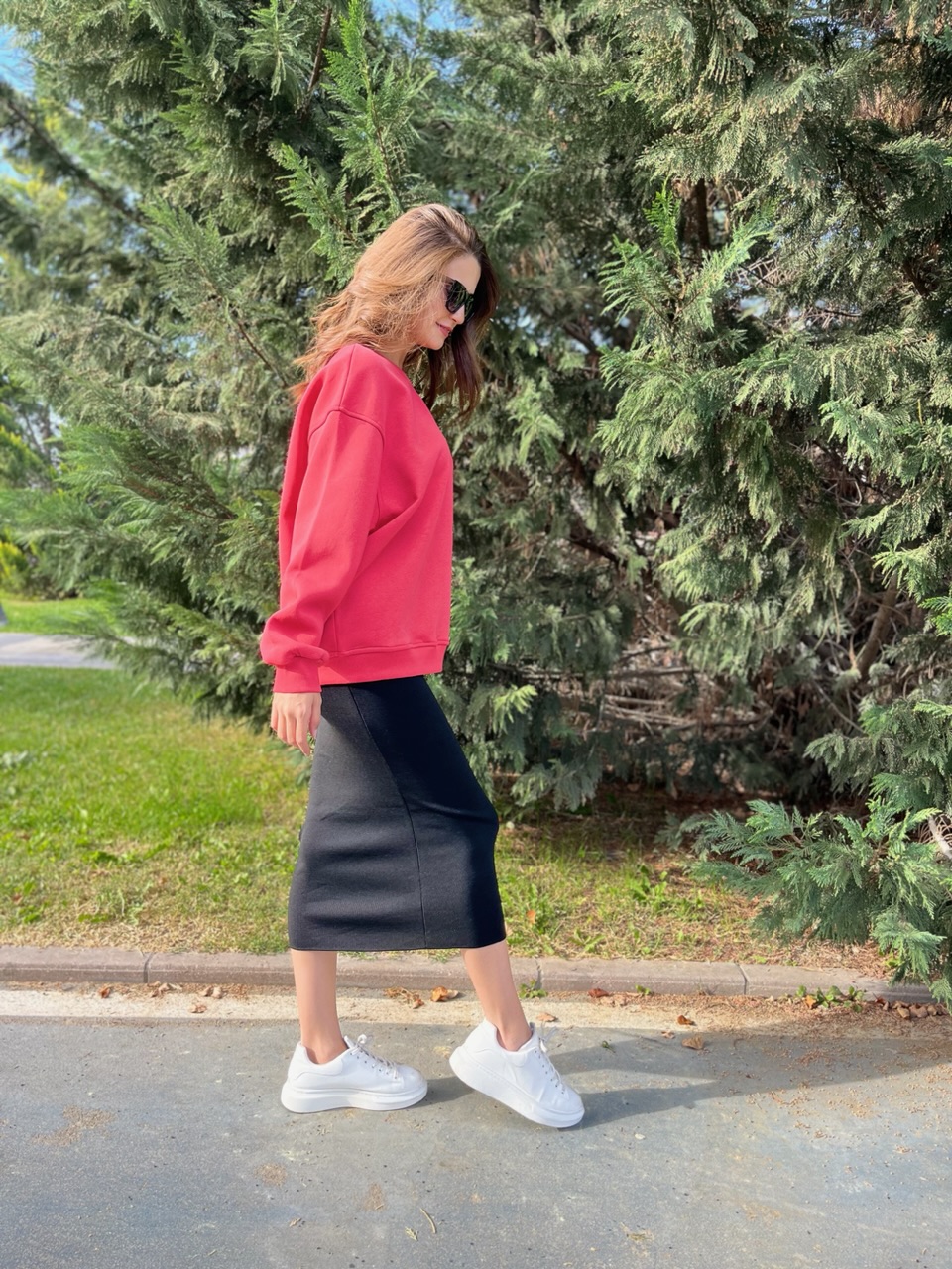 Bisiklet Yaka Nar Çicegi Sweatshirt