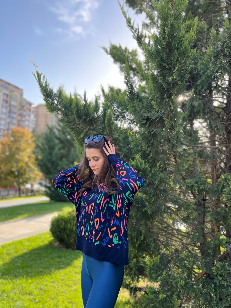 Lacivert Kısa Renk Detaylı Kazak