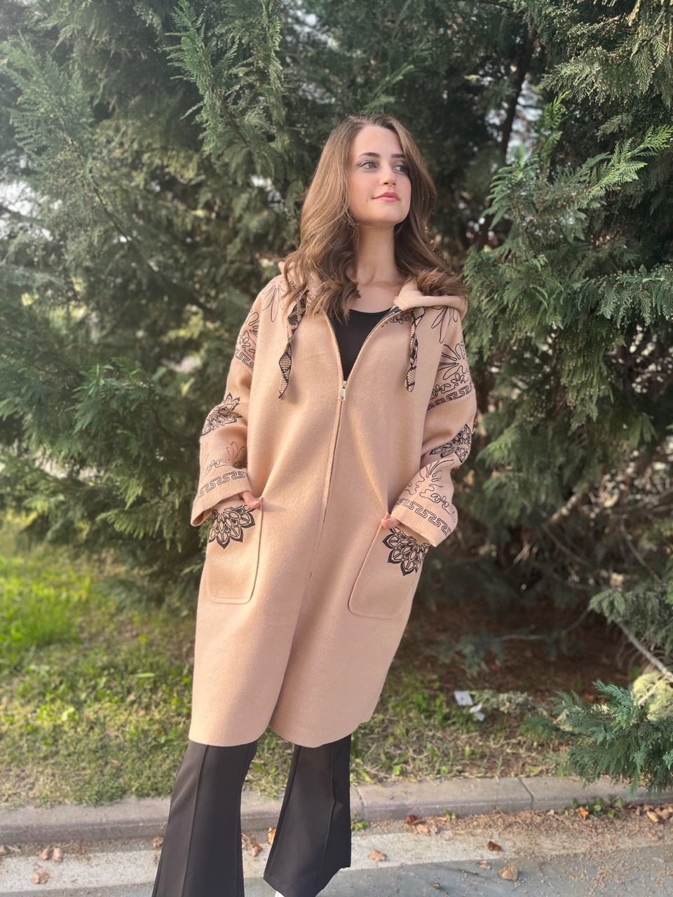Camel Kapüşonlu Etnik Desen Kaşe