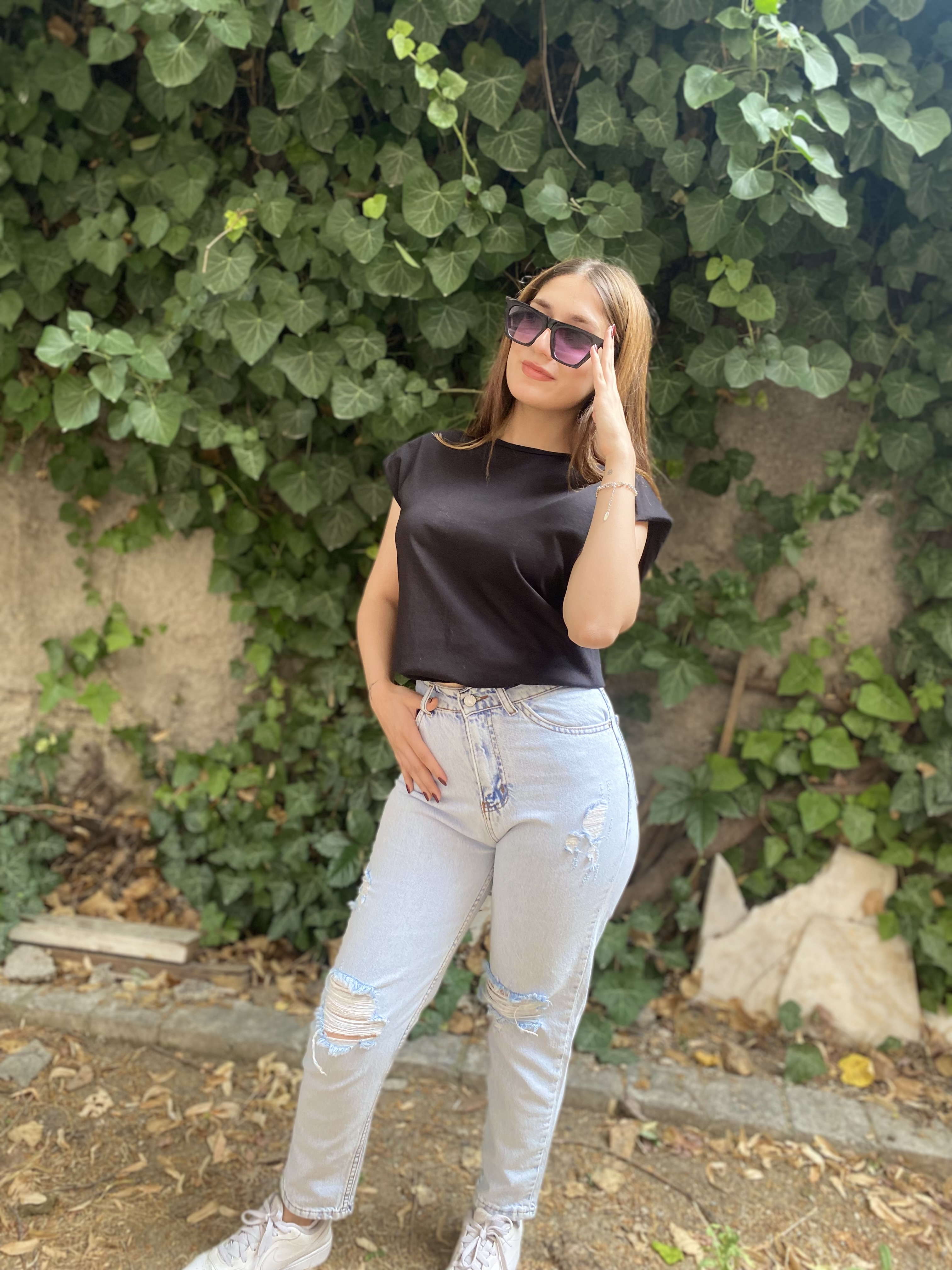 Bisiklet Yaka Omuzları Vatkalı Tshirt