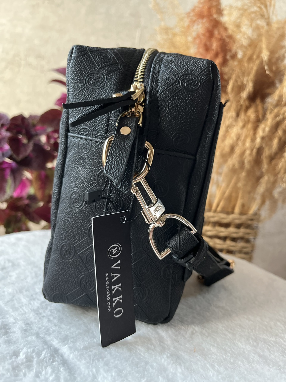 VKK Exclusive Siyah Kare Çanta
