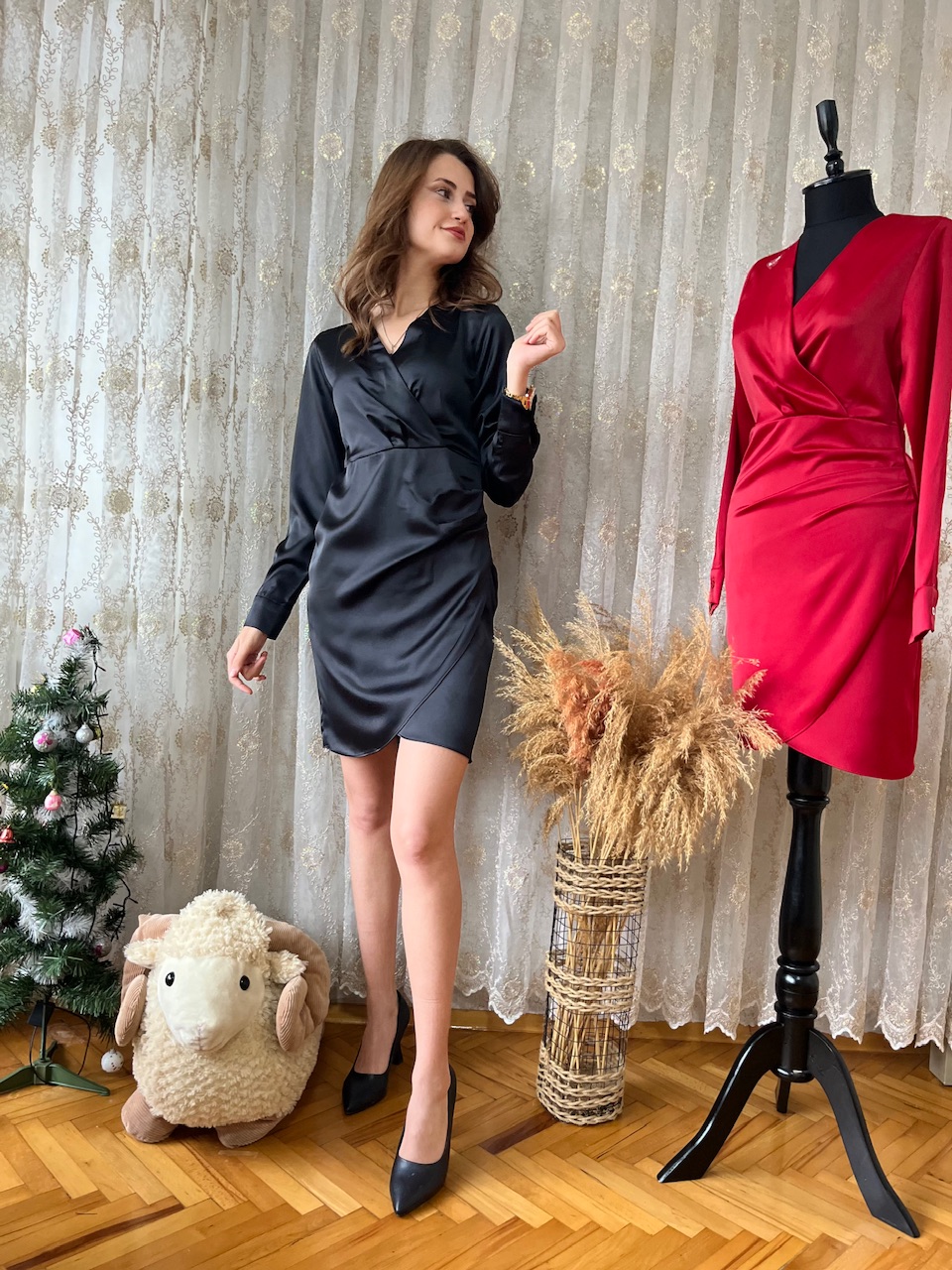 Siyah Mat Saten Mini Elbise