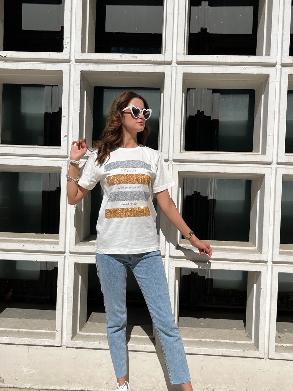 Ekru Pul Detaylı T-shirt