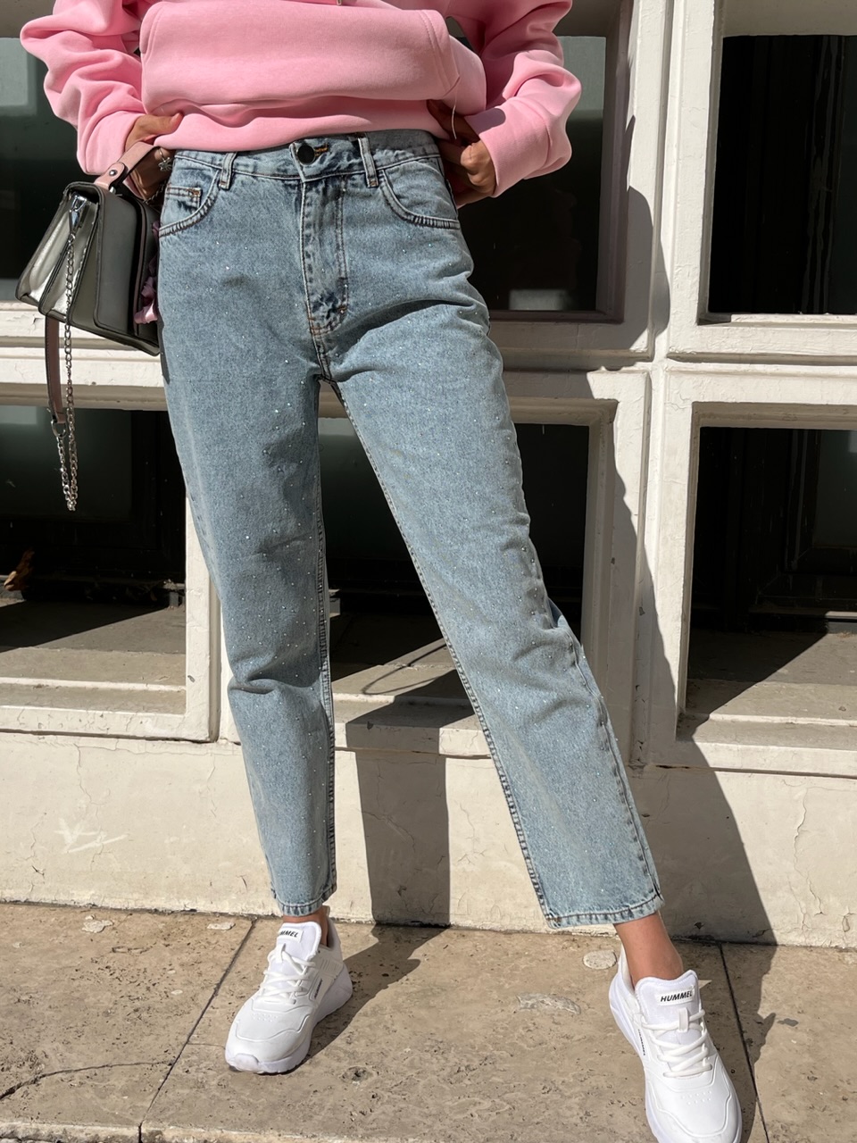 Taş Detaylı Mom Jean