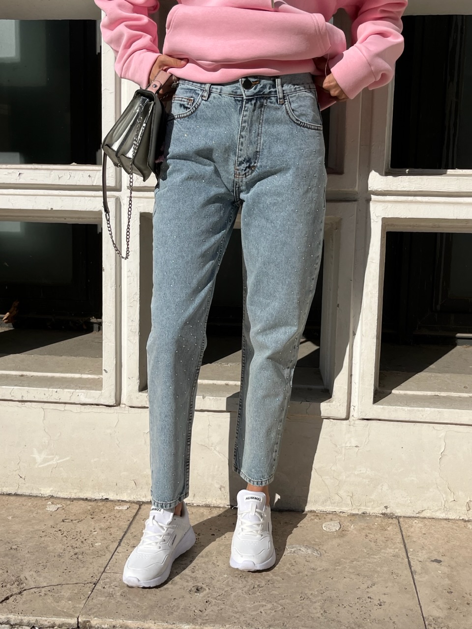 Taş Detaylı Mom Jean