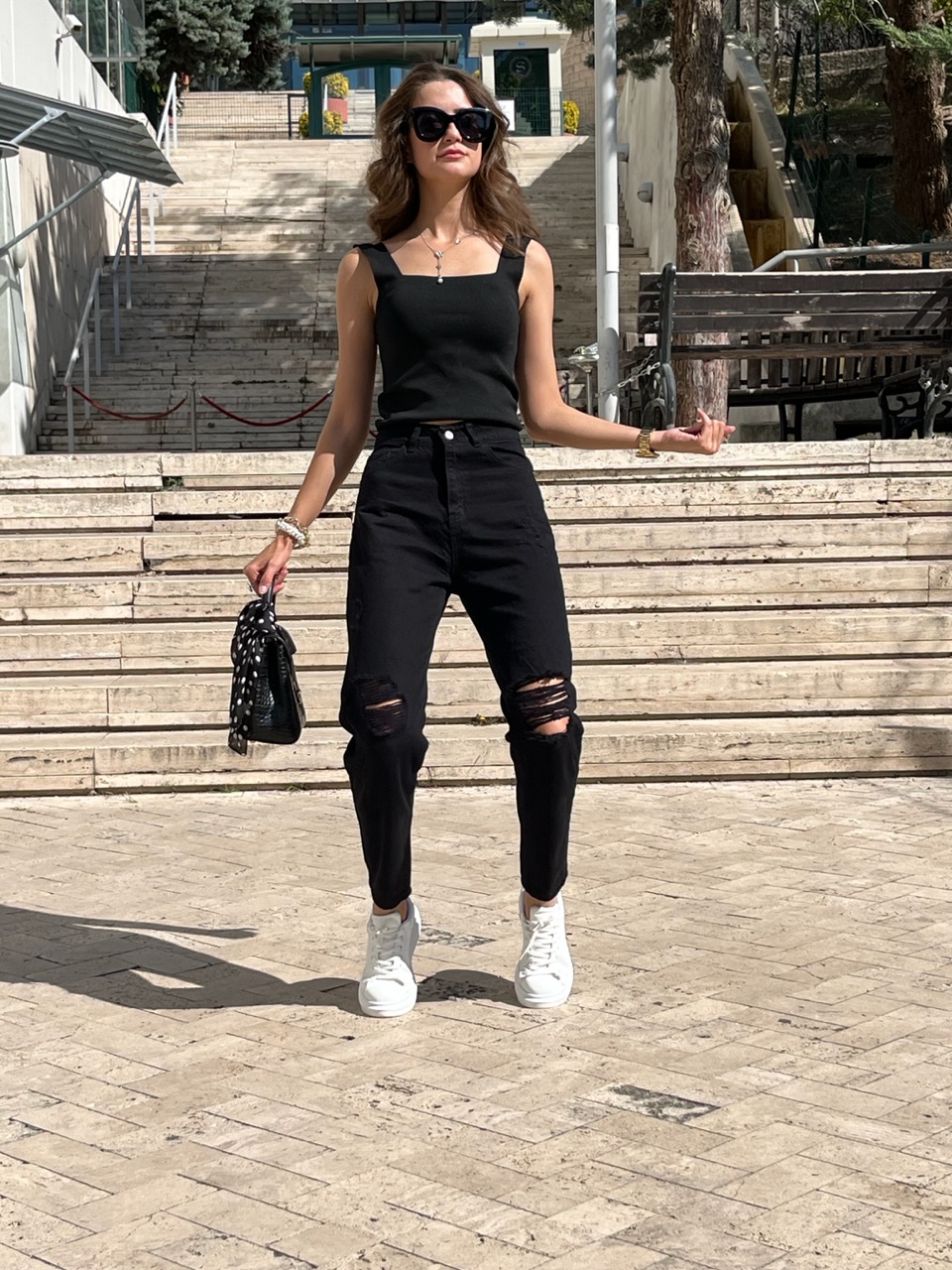 Mom siyah Yırtık Jean