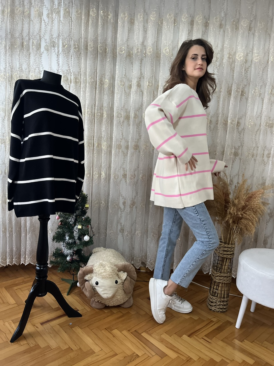Pembe Çizgili Triko Kazak