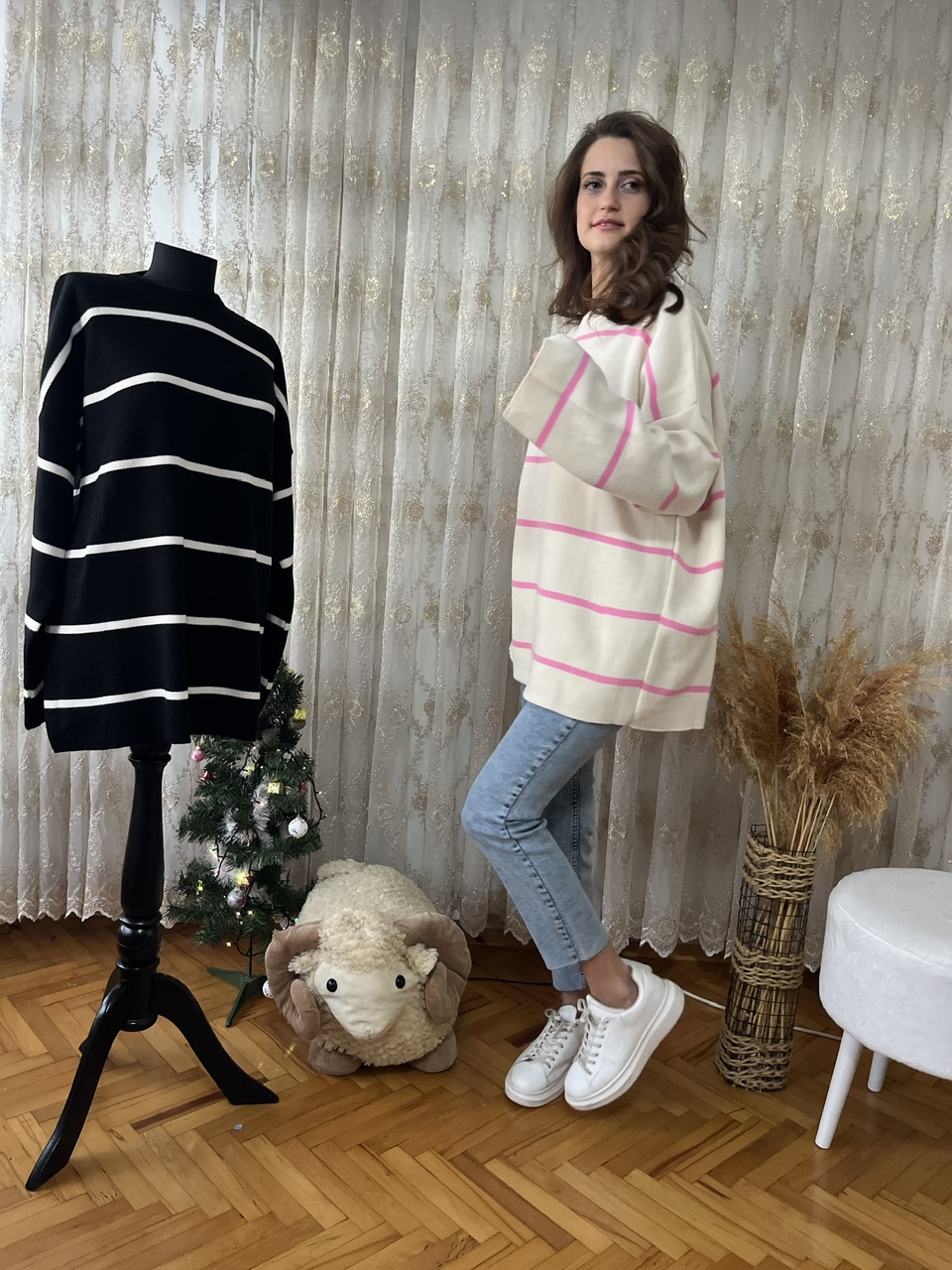 Pembe Çizgili Triko Kazak