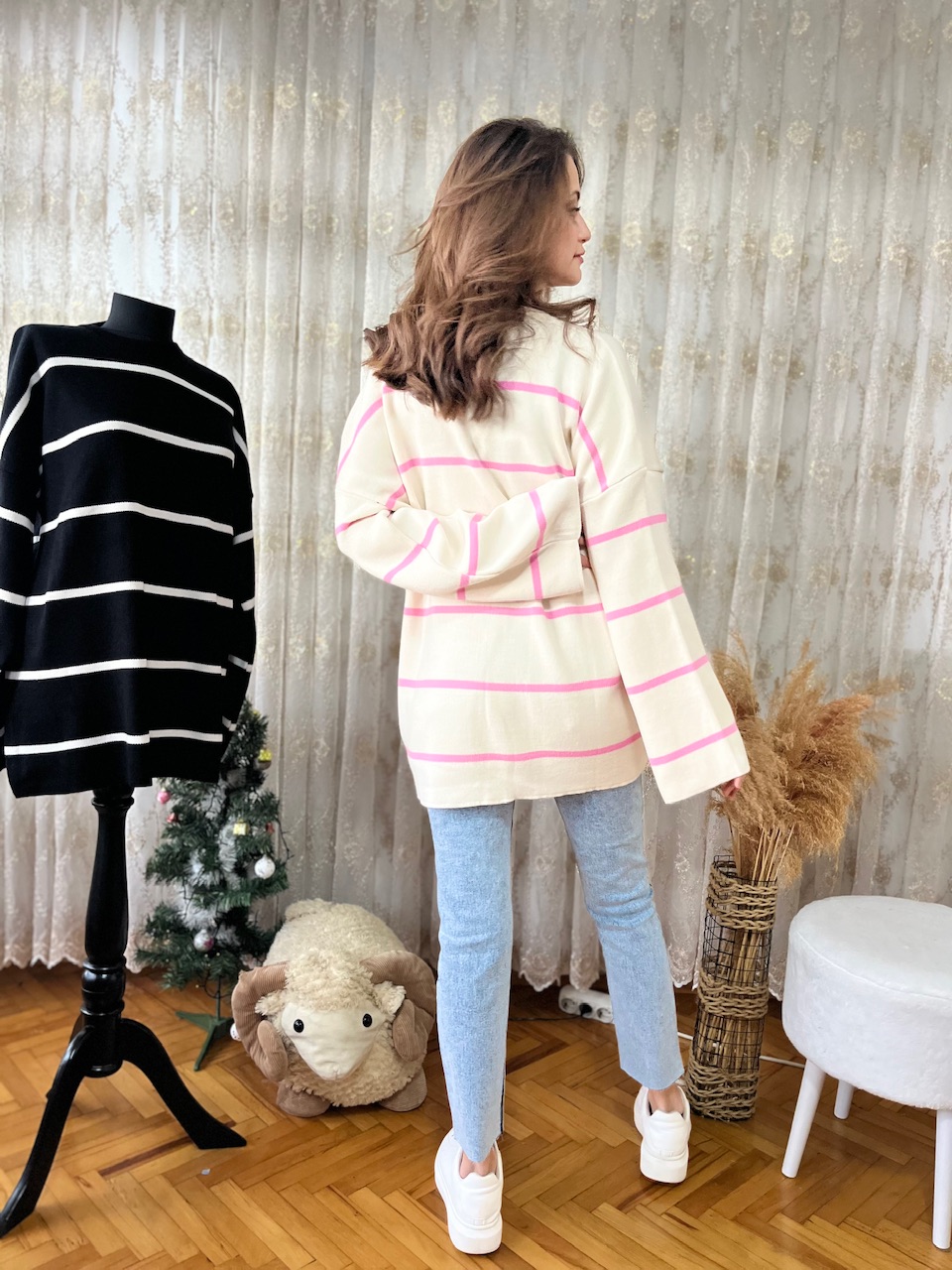 Pembe Çizgili Triko Kazak