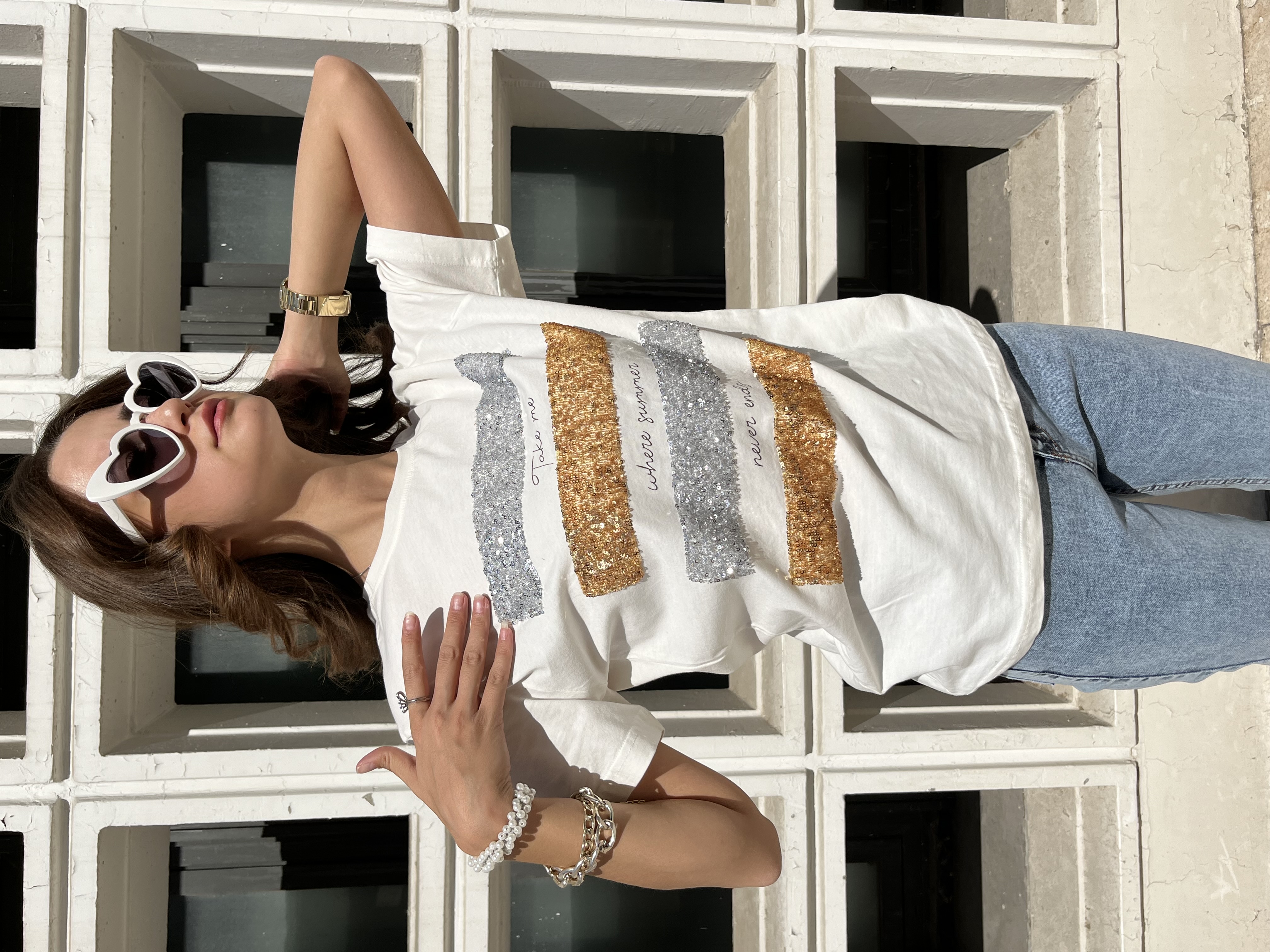 Ekru Pul Detaylı T-shirt