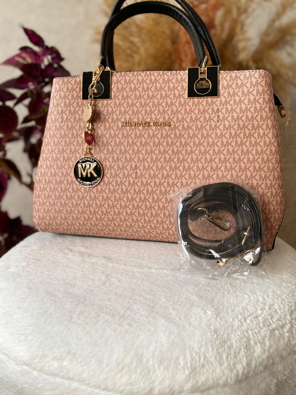 Mıchael Kors Siyah - Pembe Çanta