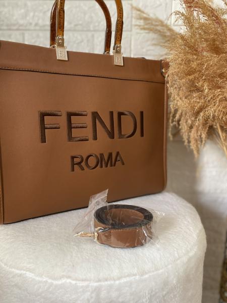 Taba Rengi Kasnaklı Fendi Çanta