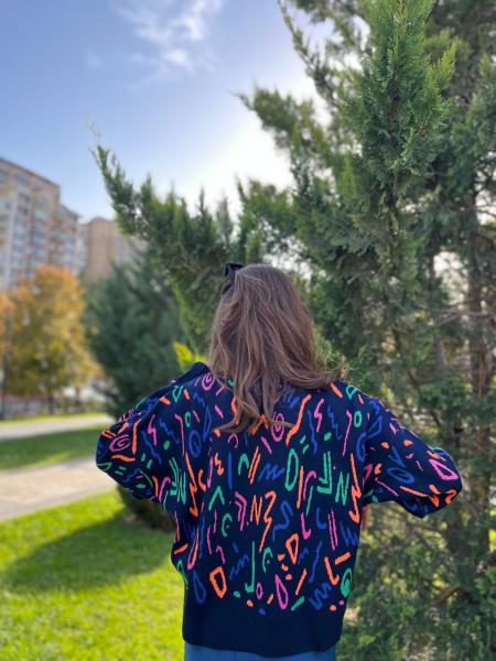 Lacivert Kısa Renk Detaylı Kazak