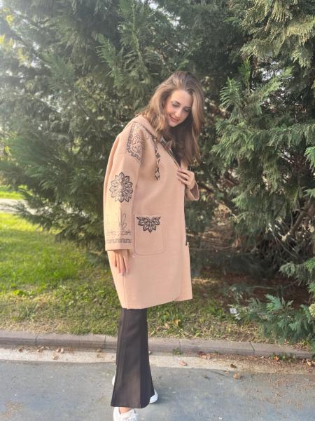 Camel Kapüşonlu Etnik Desen Kaşe