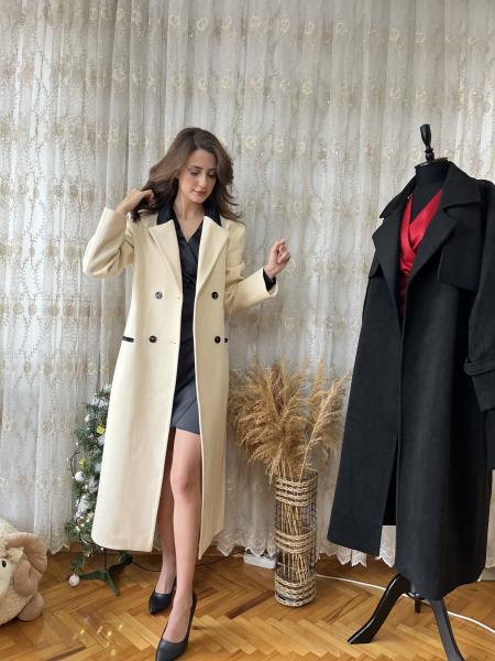 Kadife Yaka Cep ve Düğme Detaylı Exclusive Kaban