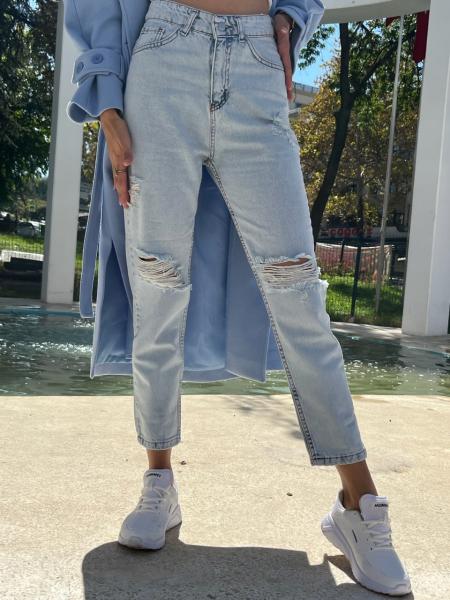 Mom Buz Mavisi Yırtık Jean