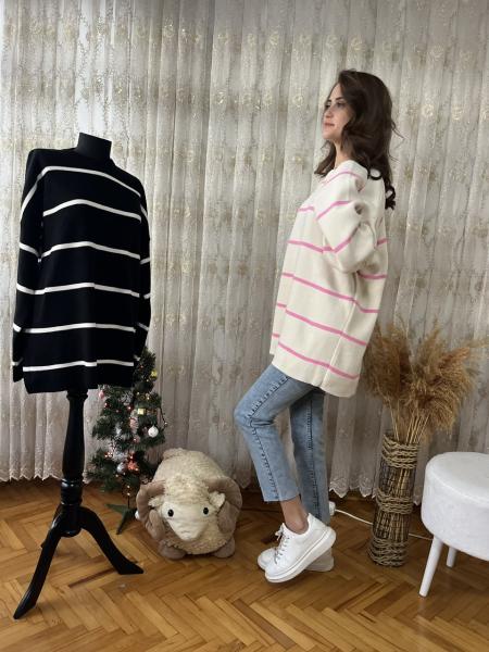 Pembe Çizgili Triko Kazak